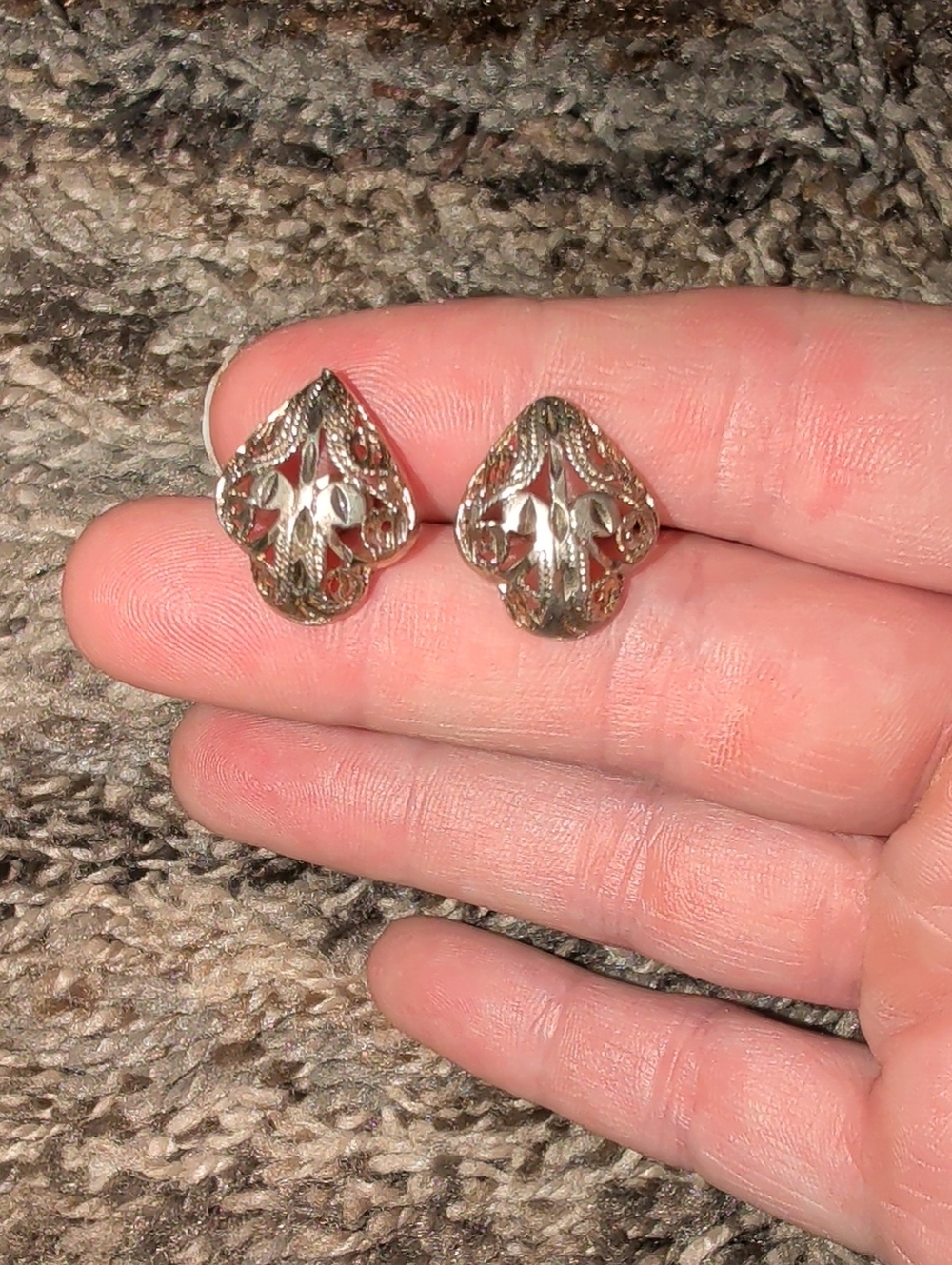 Vintage Diamond Cut Filigree Teardrop Sterling Silver Earrings